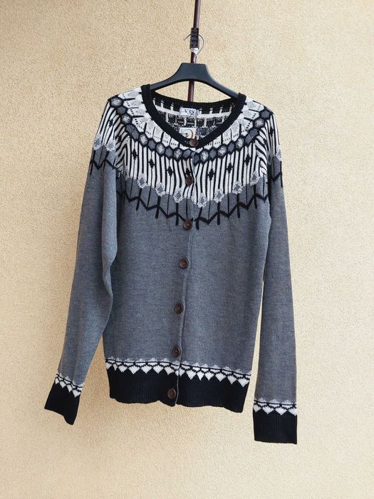 sweterek  rozpinany - rozm L   nowy