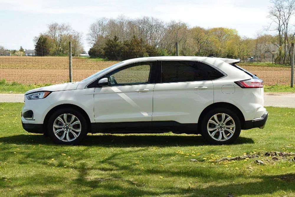 Ford Edge      2021
