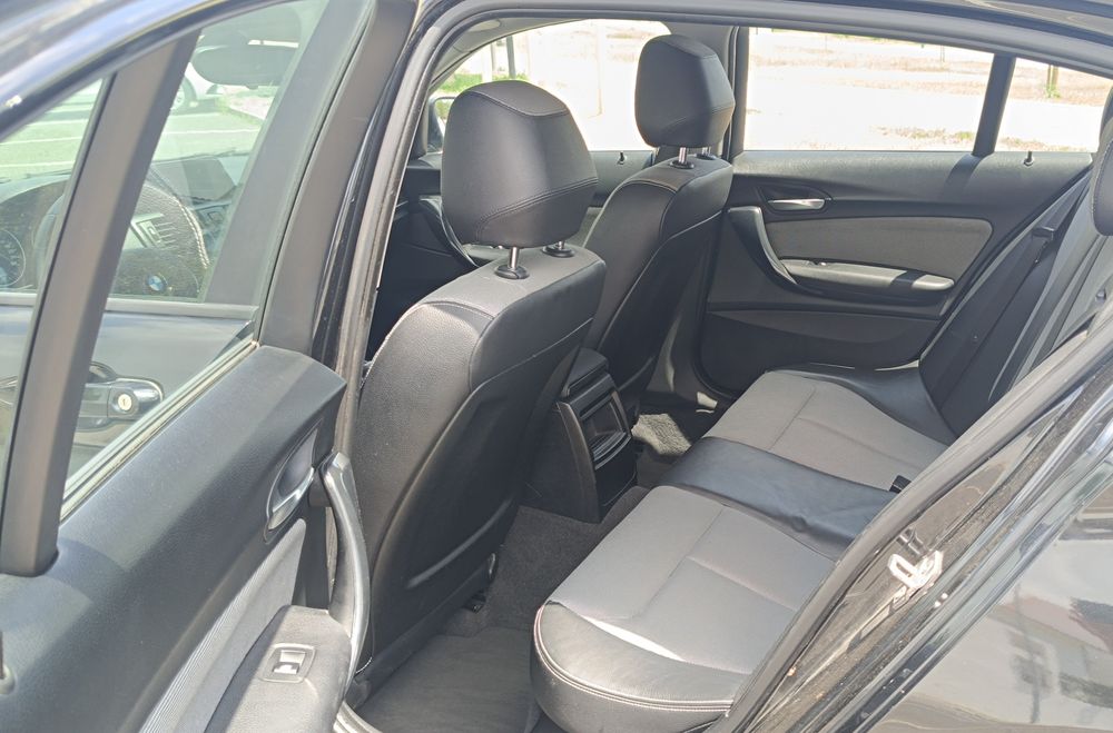 BMW 116D versão Urban 2013