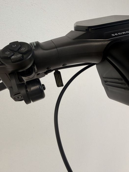 Trotinete Elétrica SEGWAY-NINEBOT ZT3 Pro