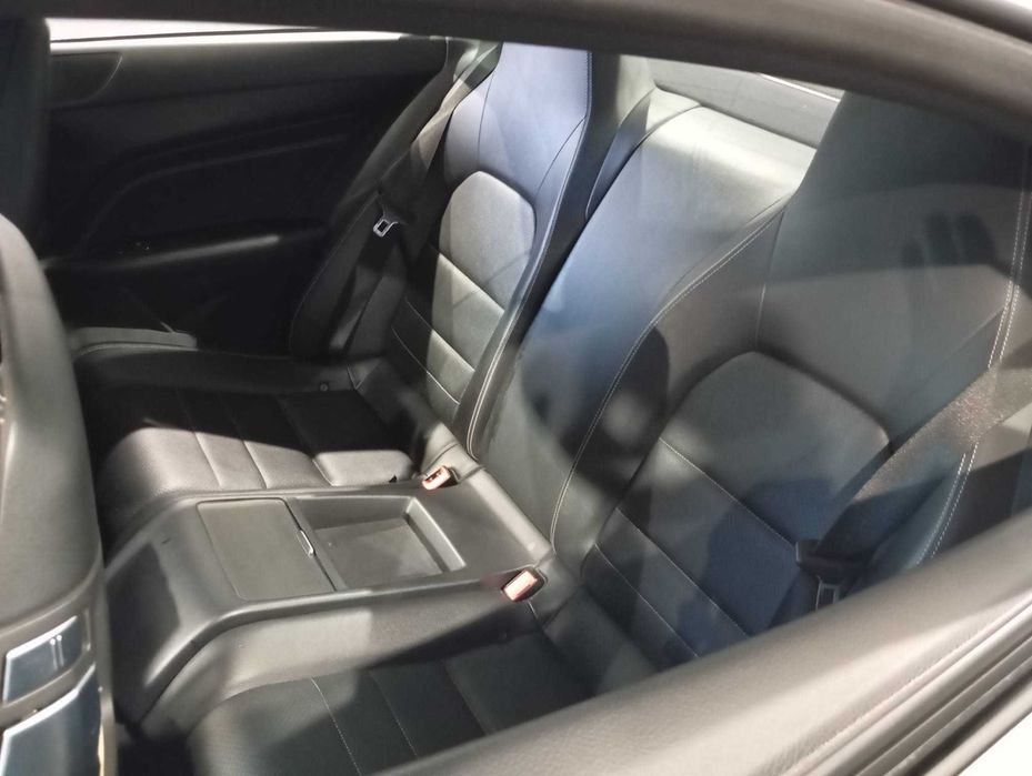 Mercedes-Benz E 220 CDi BlueEfficiency Auto