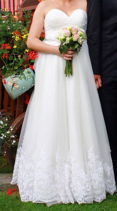 Suknia ślubna Demetrios