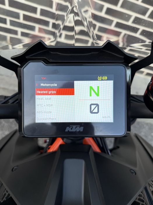 KTM Superduke 1290 R - Muitos Extras