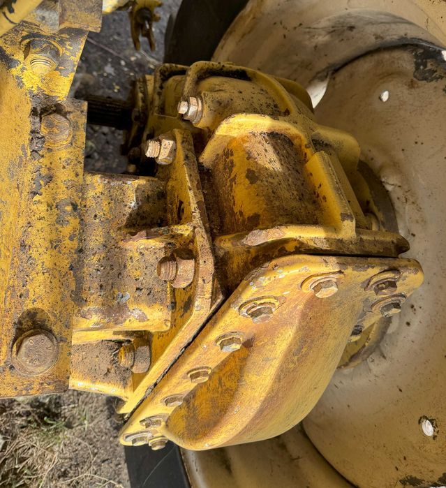 Zwolnica kompletna kombajn  New Holland Tx 34,36,66 TF42 inne