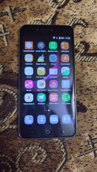 Продам телефон ZTE