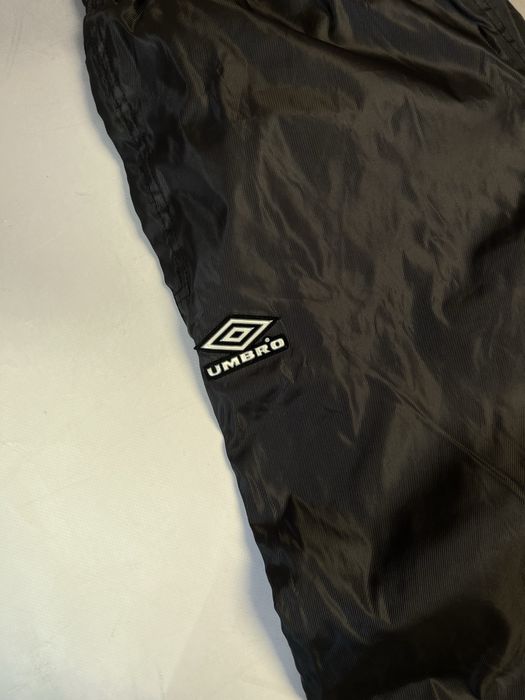 2 пари штанів umbro