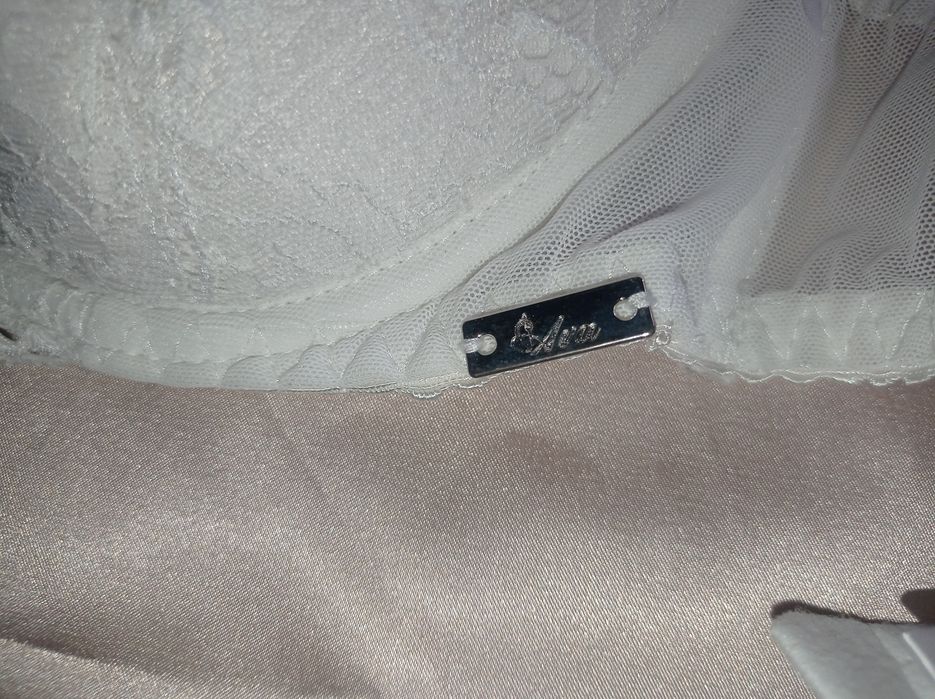 Biustonosz Ava stanik 70E