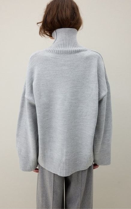 Светр укр.бренду COOSH з новоі колекціі