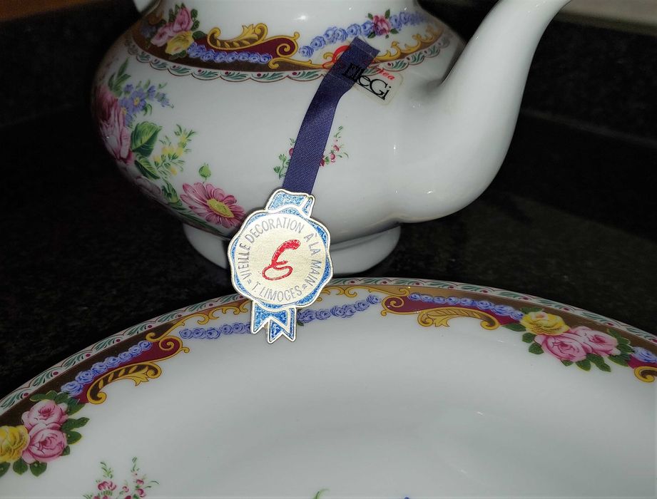 Porcelanas LG - T. Limoges - pintadas à mão