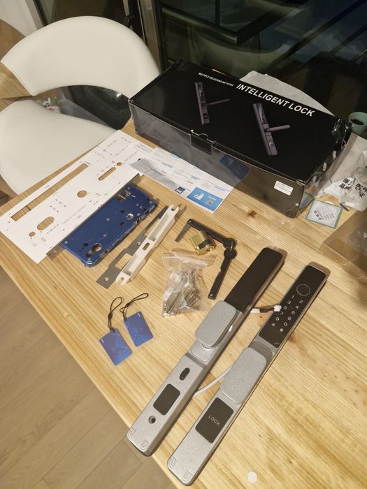 Fechadura eletrica / eletronica / digital Nova c/bluetooth  e wifi