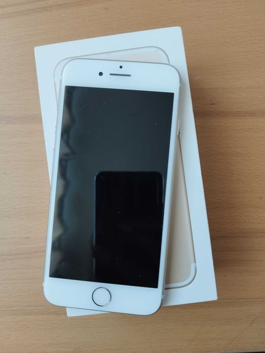 Sprzedam iPhone 7
