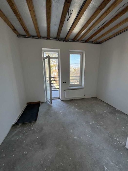 Продам особняк, р-н озера