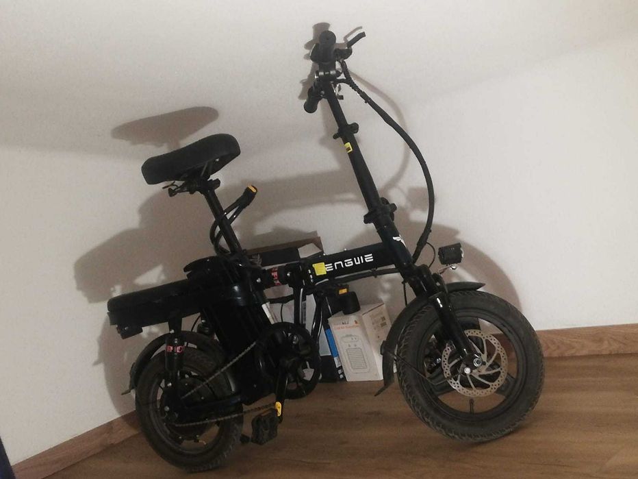 Bicicleta Elétrica Dobrável ENGWE – Quase Nova, 2 Meses de Uso