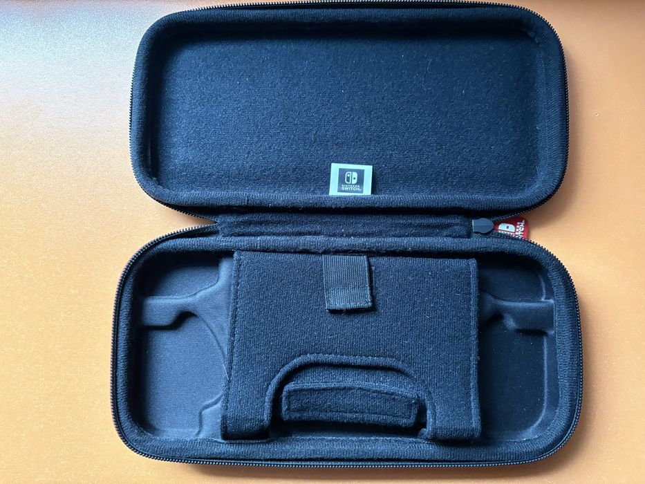 Переносний чохол для Nintendo Switch