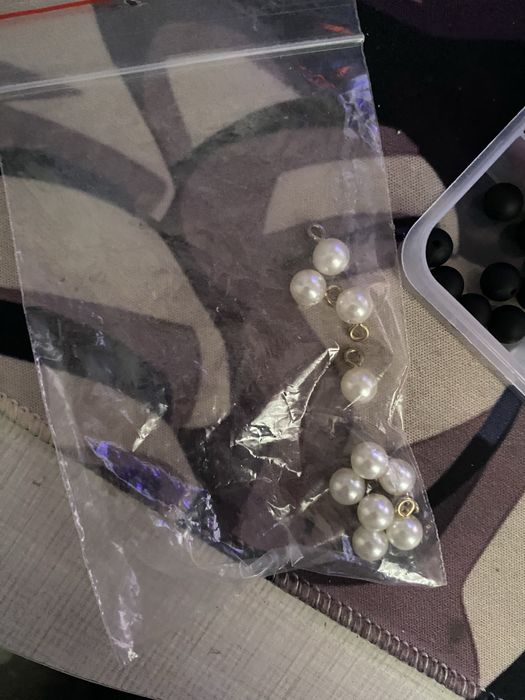 Продам наборы бус для плетение браслетов