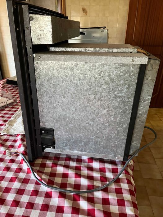 Forno TEKA encastre