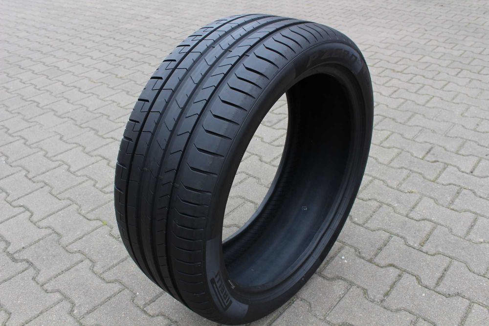Opona letnia 265/40/21 Pirelli P Zero Jak nowa