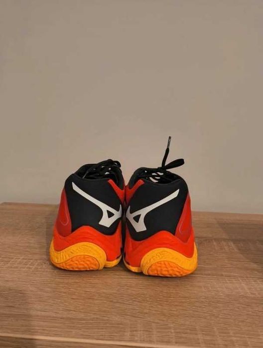 Mizuno wave lightning siatkówka 46,5