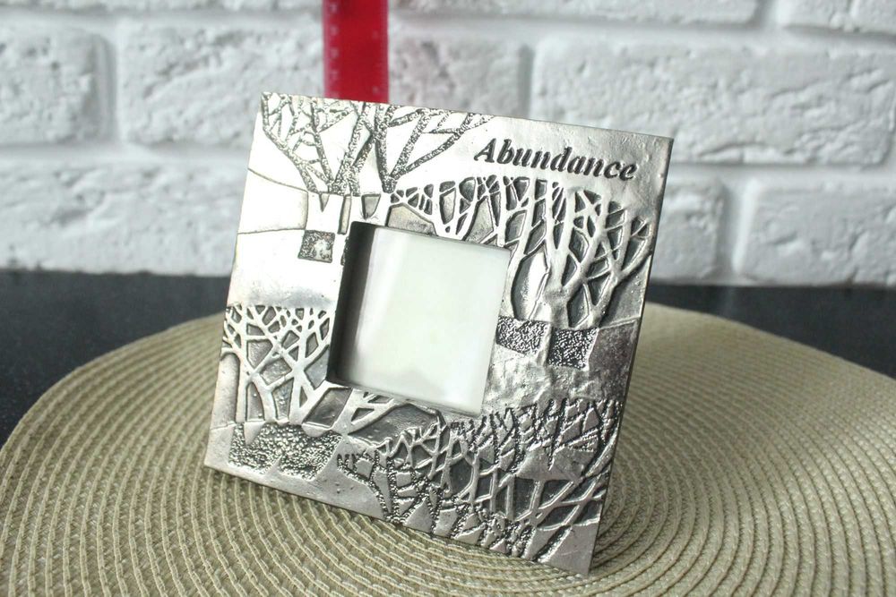 Дуже гарна рамка для декору