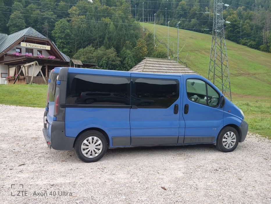Opel Vivaro 9 osobowy benzyna/lpg