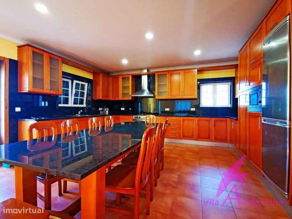 Moradia térrea T3 Âncora com jardim e piscina