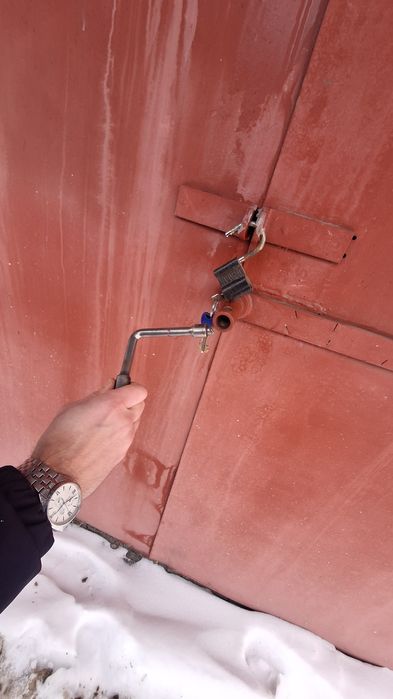 Продам капітальний гараж ГК Світлофор-2