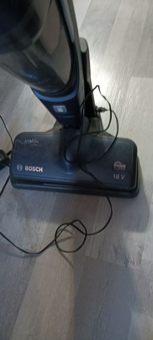 Odkurzacz bezprzewodowy Bosh uszkodzony
