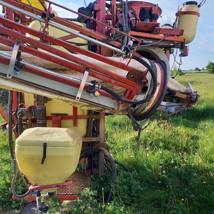 Hardi   1200lit. 21m.  Hydraulicznie  rozkładany