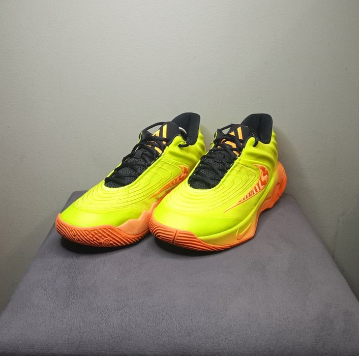 Nike, rozmiar 42,5.