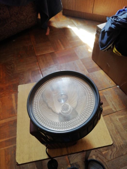 Фонарик , ліхтарик на акумуляторах