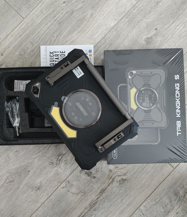 Планшет CUBOT Tab KingKong S 16/256GB MIL-STD-810H / 15300 mAh