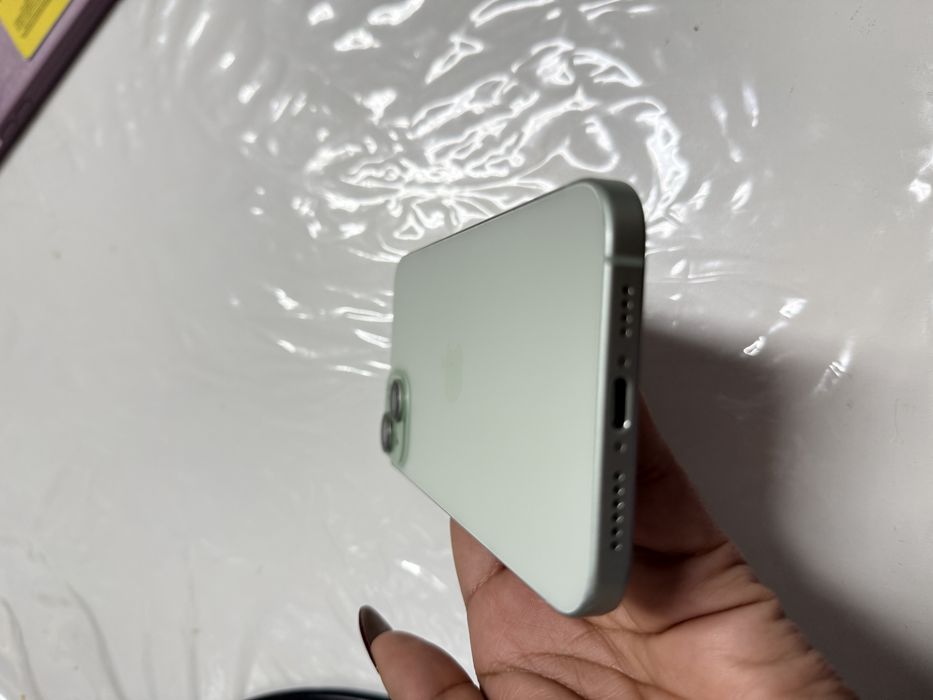 Iphone 15 PLUS como novo