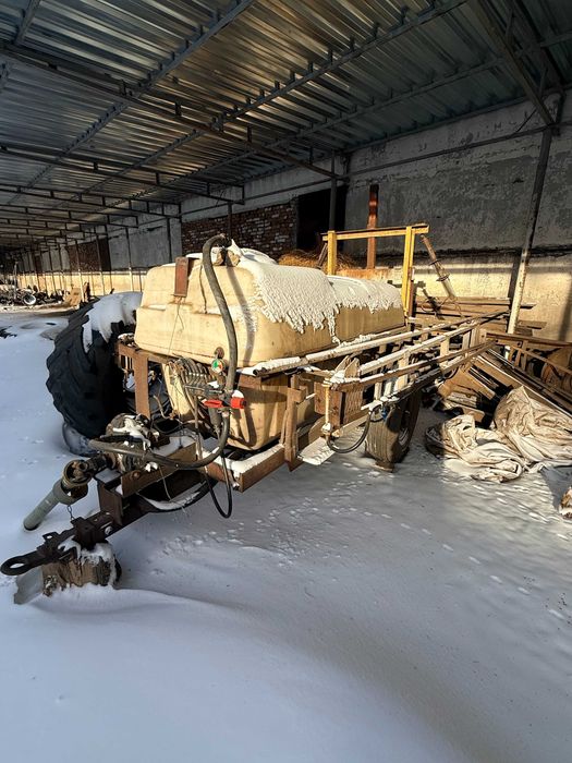 Обприскувач причіпний ОП-2000