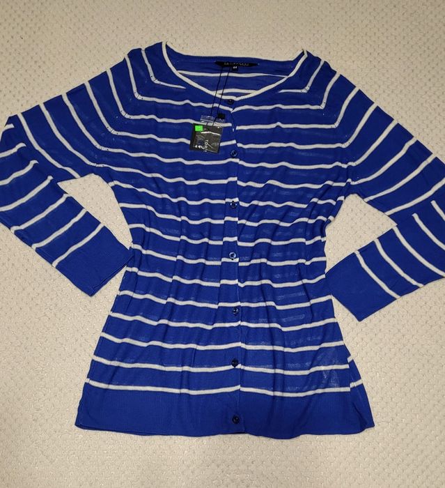 Nowa piękna bluzka damska cienki sweterek zapinany na guziki wiskoza