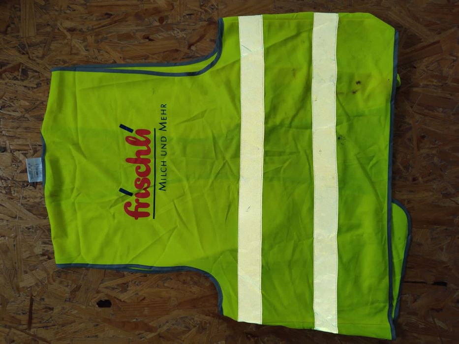 Світловідбивна жилетка