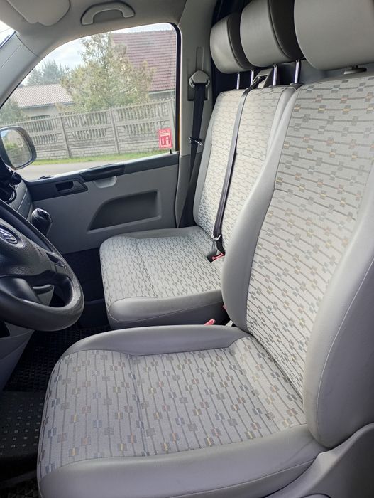 VW T5 LIFT długi long 3 osoby 1 właściciel  2011rok