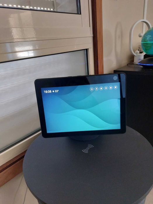 Echo Show 10 - Como Nova