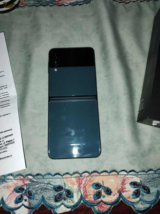 Samsung Galaxy ZFLIP3 na gwarancji