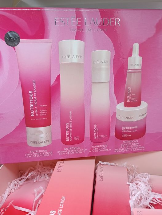 Estee Lauder Nutritious Travel Exclusive Zestaw Pielęgnacyjny