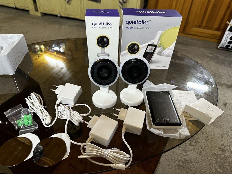 Відеоняня quietbliss hm25 двома камерами бездротова з нічним баченням