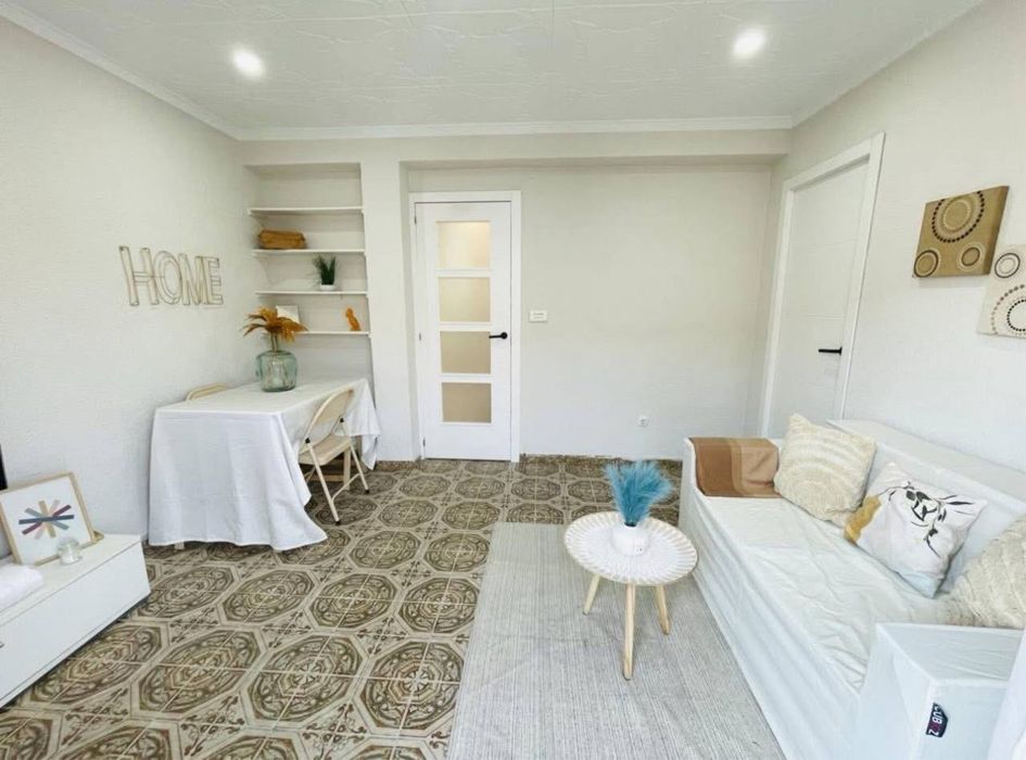 3-комнатная квартира в Аликанте,Испания