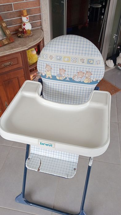 Cadeira de refeição para bebê