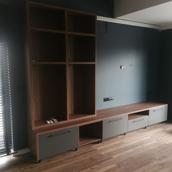 Zabudowa meblowa Rtv. Salon. Gruba Płyta. Solidne Nowoczesna Polecam.