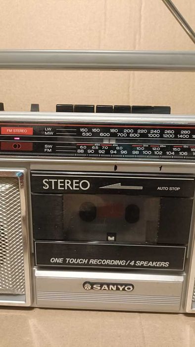 Przenośny Radioodtwarzacz SANYO M 9703L