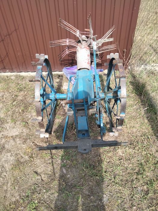 Картоплекопалка польська навісна