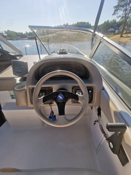 Four Winns Vista 238