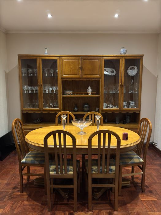 Conjunto de movel de sala + mesa c/ 6 cadeiras