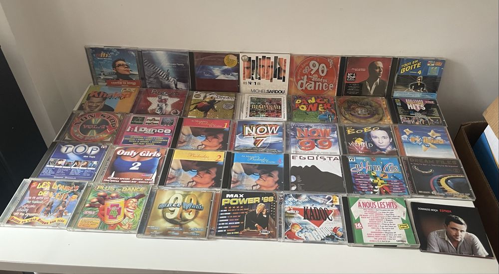 Dvds e cds antigos - bom preço- algumas preciosidades