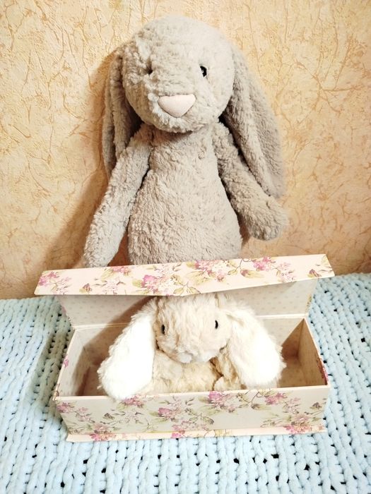 Jellycat   зайченятка