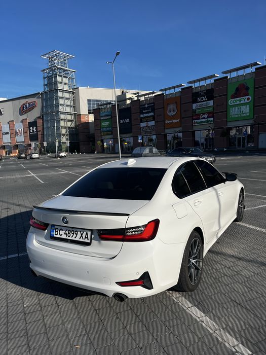 BMW G20 330i 2019